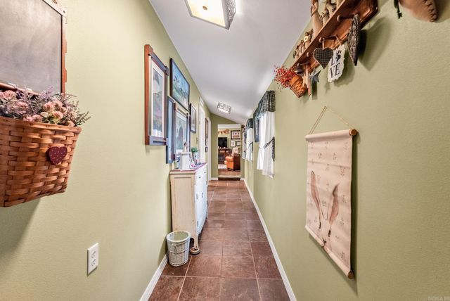 17 N Bolden, Guy, AR 72061