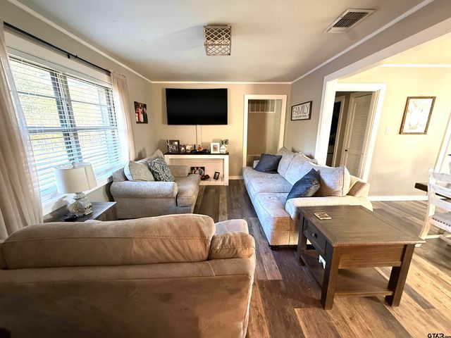 1820 County Road 4670, Pittsburg, TX 75686