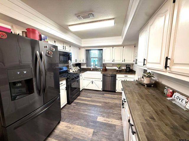 1820 County Road 4670, Pittsburg, TX 75686