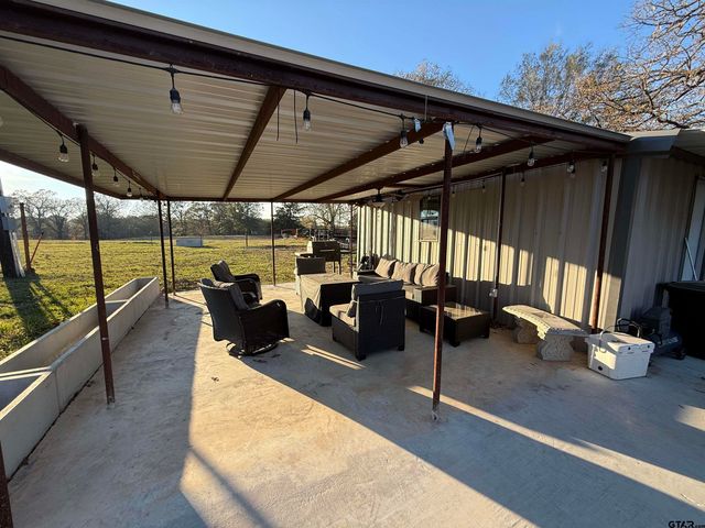 1820 County Road 4670, Pittsburg, TX 75686