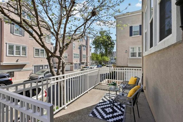 3613 Whitworth Dr, Dublin, CA 94568