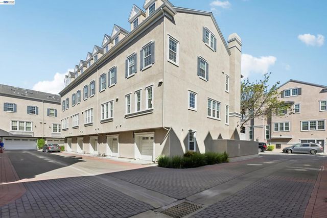 3613 Whitworth Dr, Dublin, CA 94568