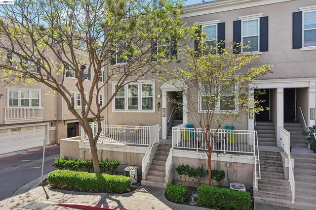 3613 Whitworth Dr, Dublin, CA 94568