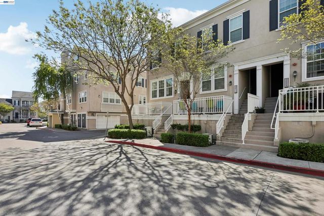 3613 Whitworth Dr, Dublin, CA 94568