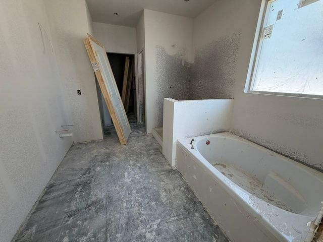 508 Park Side Drive, Weatherford, TX 76087