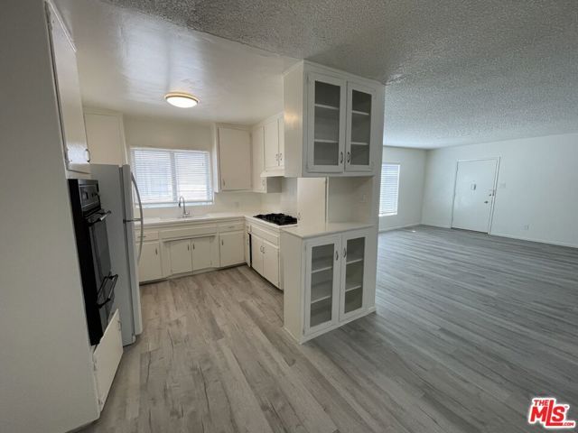922 S Bedford Street 5, Los Angeles, CA 90035