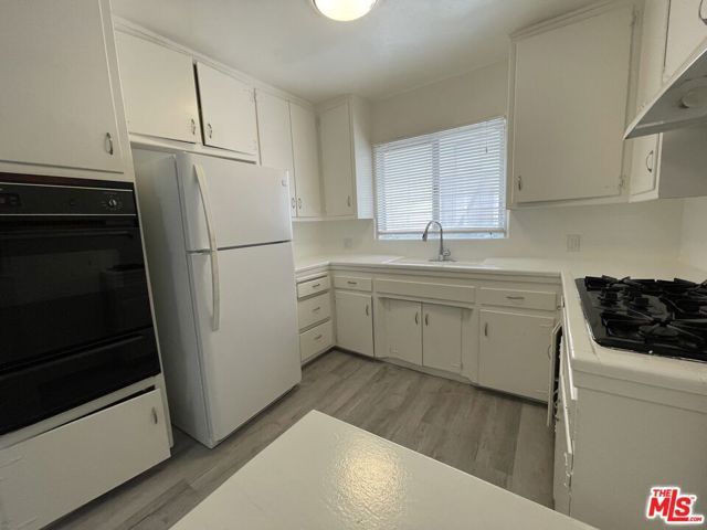 922 S Bedford Street 5, Los Angeles, CA 90035