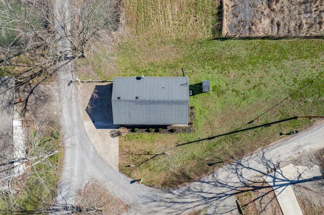 807 Clear Creek Rd, Pulaski, TN 38478