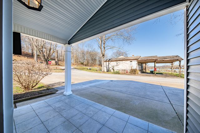 807 Clear Creek Rd, Pulaski, TN 38478