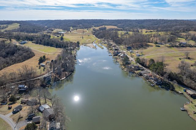 807 Clear Creek Rd, Pulaski, TN 38478