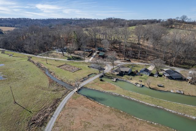 807 Clear Creek Rd, Pulaski, TN 38478