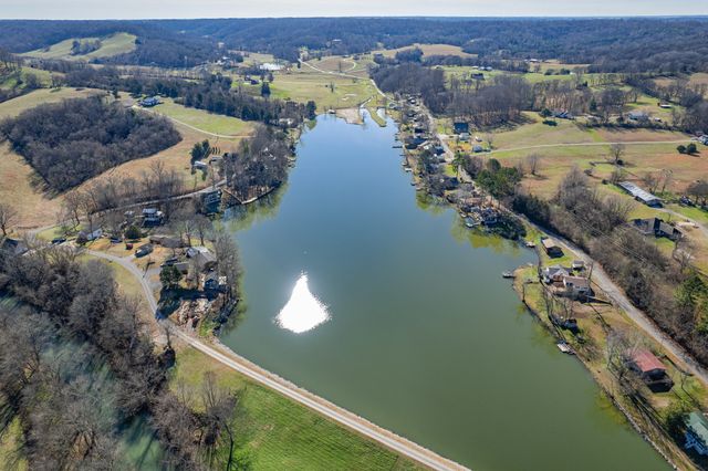 807 Clear Creek Rd, Pulaski, TN 38478