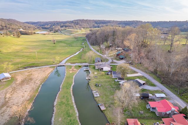 807 Clear Creek Rd, Pulaski, TN 38478