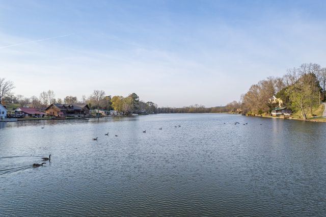 807 Clear Creek Rd, Pulaski, TN 38478