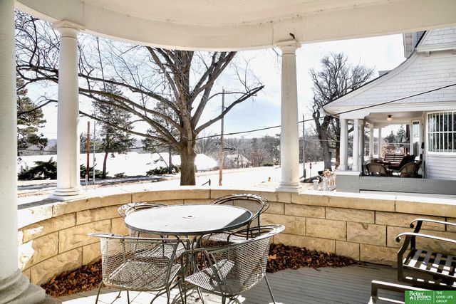 1618 S 32 Avenue, Omaha, NE 68105