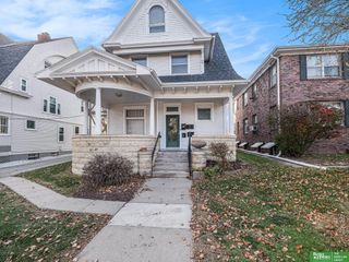 1618 S 32 Avenue, Omaha, NE 68105