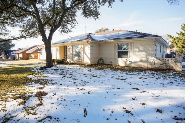 6425 Heidelburg Court, North Richland Hills, TX 76180