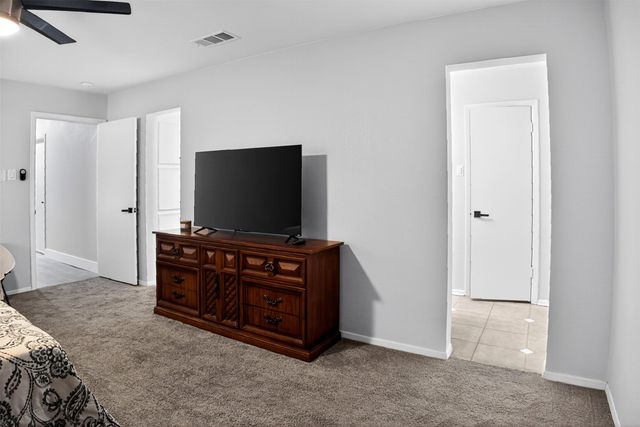 6425 Heidelburg Court, North Richland Hills, TX 76180