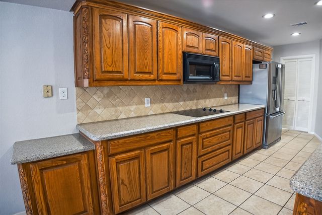 6425 Heidelburg Court, North Richland Hills, TX 76180