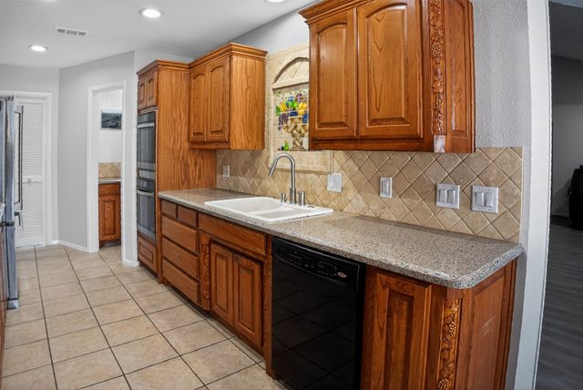 6425 Heidelburg Court, North Richland Hills, TX 76180