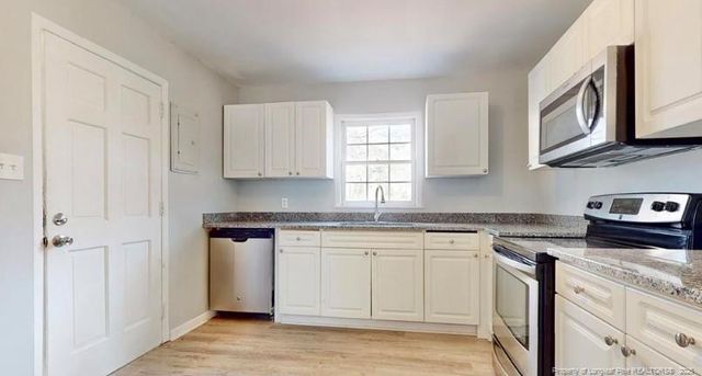 259 Maxie Loop, Spring Lake, NC 28390