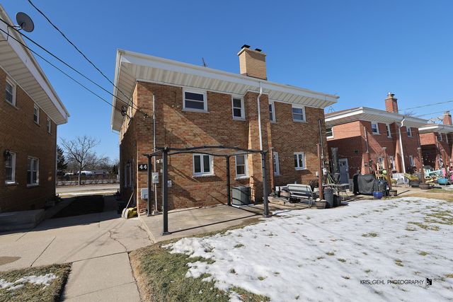 447 S Elmhurst Road, Mount Prospect, IL 60056