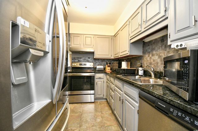 1201 Tiffany Ln Apt H, Myrtle Beach, SC 29577