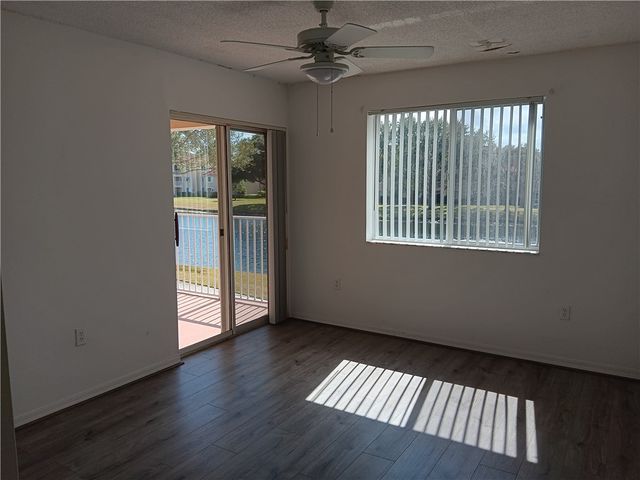 1640 N 42nd Circle 204, Vero Beach, FL 32967