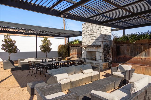 508 N Center Avenue B, Brownwood, TX 76801