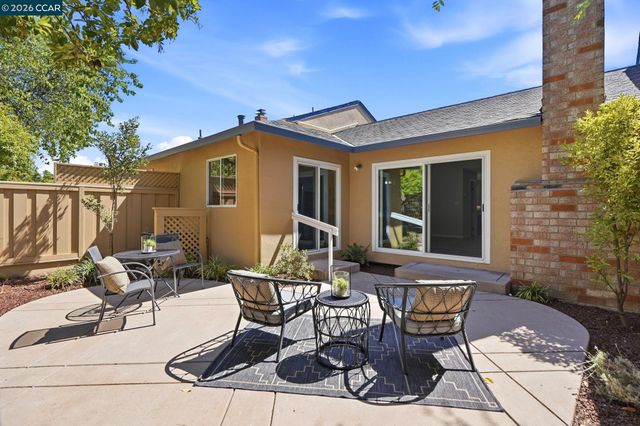 618 La Corso Dr, Walnut Creek, CA 94598