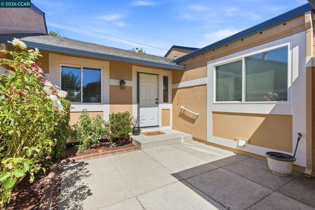 618 La Corso Dr, Walnut Creek, CA 94598