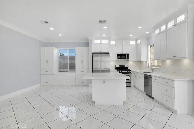 12445 Sonoma Drive, Pacoima, CA 91331