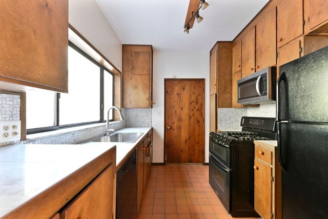 17534 Humbug Creek Rd, Glencoe, CA 95232