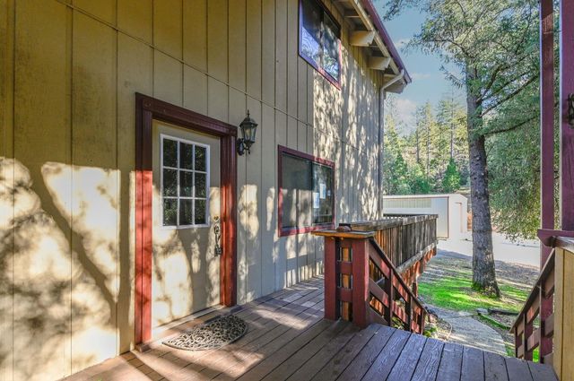 17534 Humbug Creek Rd, Glencoe, CA 95232