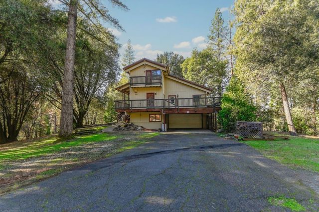 17534 Humbug Creek Rd, Glencoe, CA 95232
