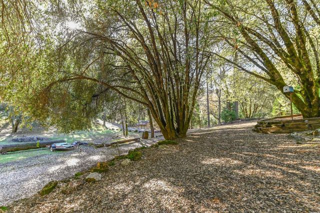 17534 Humbug Creek Rd, Glencoe, CA 95232