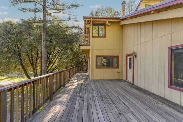 17534 Humbug Creek Rd, Glencoe, CA 95232