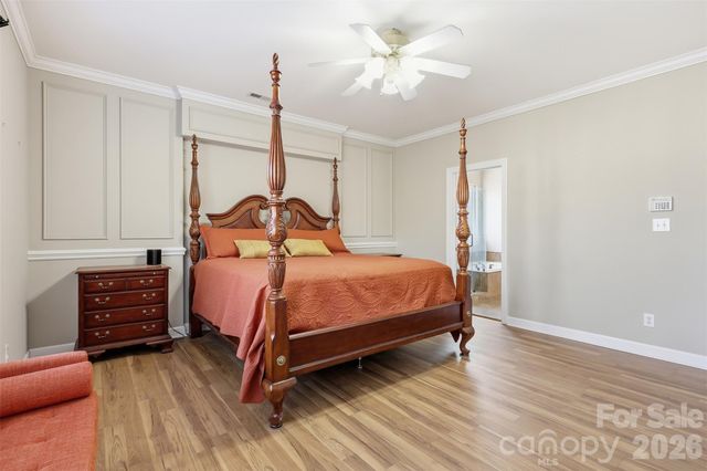 8526 Wren Creek Drive, Charlotte, NC 28269