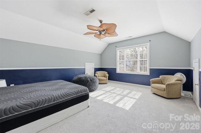 8526 Wren Creek Drive, Charlotte, NC 28269