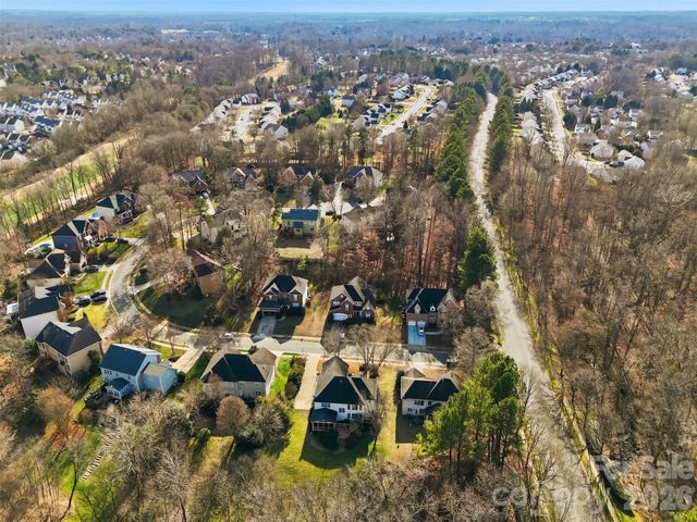 8526 Wren Creek Drive, Charlotte, NC 28269