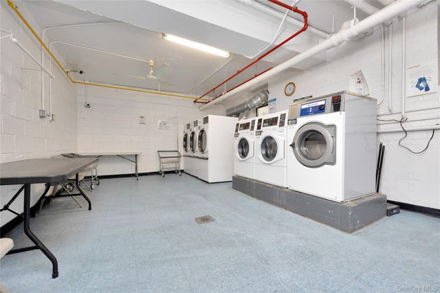 32-42 91st Street 401, Jackson Heights, NY 11369