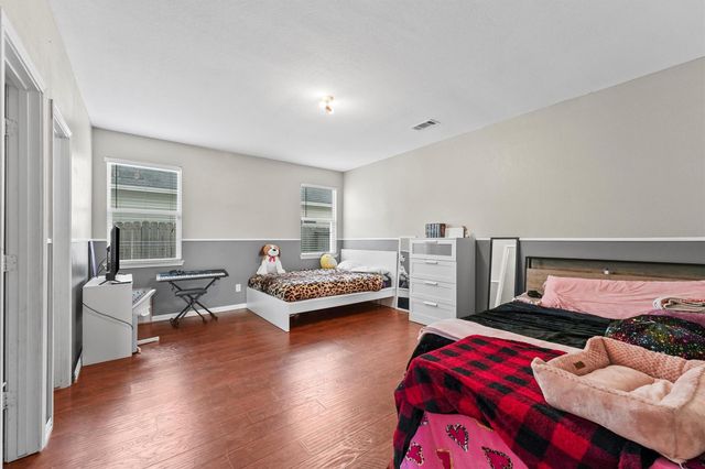 15019 Silhouette Ridge Drive, Humble, TX 77396