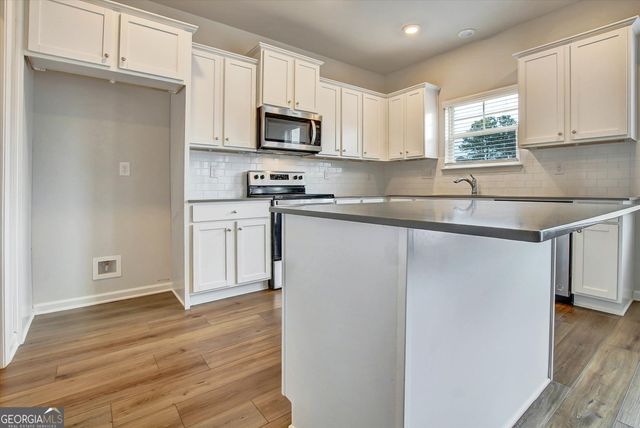 417 Sawmill Trace, Hampton, GA 30228