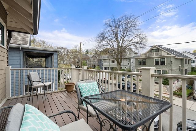 136 Appleton St 1, Cambridge, MA 01238