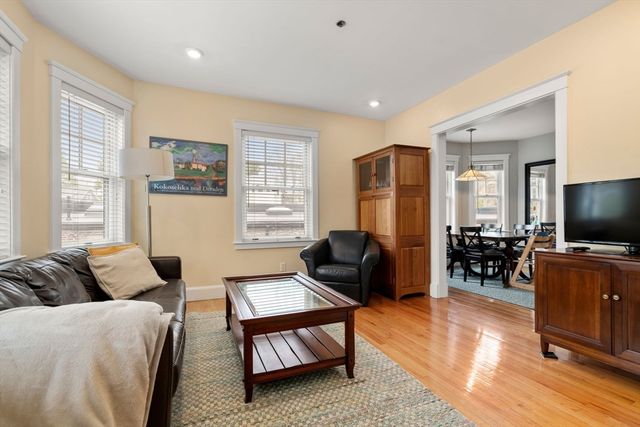 136 Appleton St 1, Cambridge, MA 01238