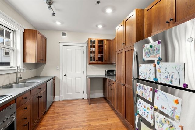 136 Appleton St 1, Cambridge, MA 01238