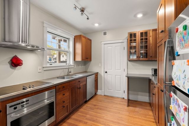 136 Appleton St 1, Cambridge, MA 01238