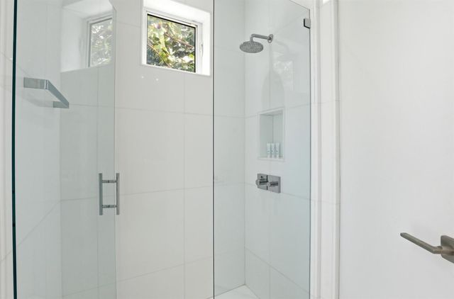 3017 N ATLANTIC Boulevard, Fort Lauderdale, FL 33308