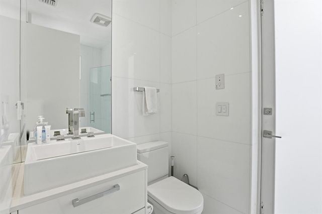3017 N ATLANTIC Boulevard, Fort Lauderdale, FL 33308