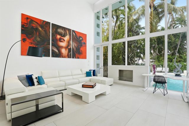 3017 N ATLANTIC Boulevard, Fort Lauderdale, FL 33308